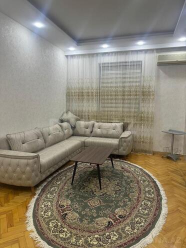 İcarəyə verilir 2 otaqlı köhnə tikili 62 m², 28 May m., photo 1 from 17