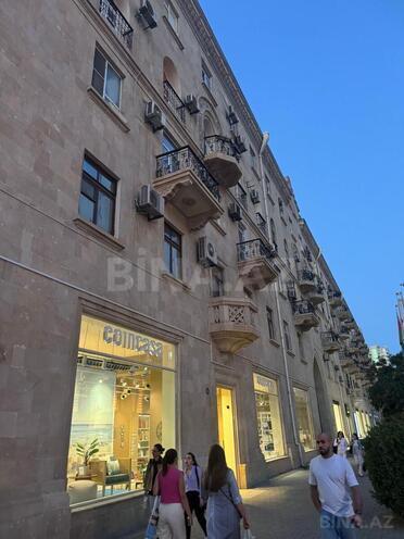 İcarəyə verilir 2 otaqlı köhnə tikili 62 m², 28 May m., photo 12 from 17