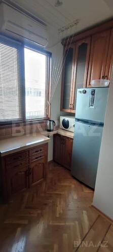 İcarəyə verilir 2 otaqlı köhnə tikili 70 m², 28 May m., photo 7 from 11