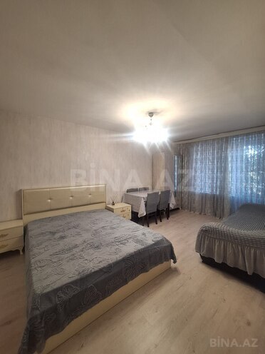 Продаётся 1-комн. вторичка 35 м², м. Иншаатчылар, photo 13 from 24