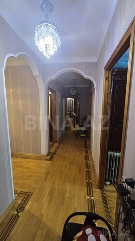 Продаётся 5-комн. вторичка 120 м², м. Ази Асланов, photo 7 from 14