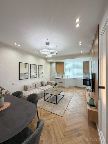Продаётся 3-комн. новостройка 79 м², м. Гянджлик, photo 1 from 18