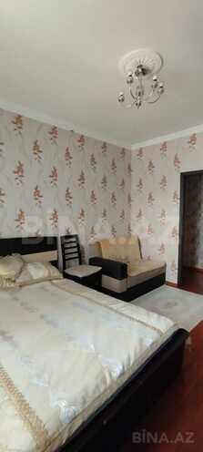 Продаётся 3-комн. вторичка 65 м², м. Нефтчиляр, photo 4 from 13