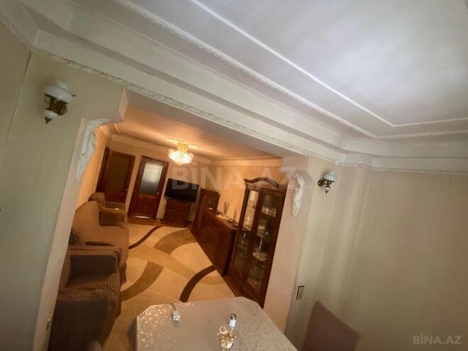 Satılır 3 otaqlı köhnə tikili 70 m², Elmlər Akademiyası m., photo 3 from 12