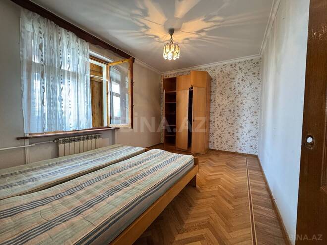Satılır 2 otaqlı köhnə tikili 60 m², Qara Qarayev m., photo 4 from 14
