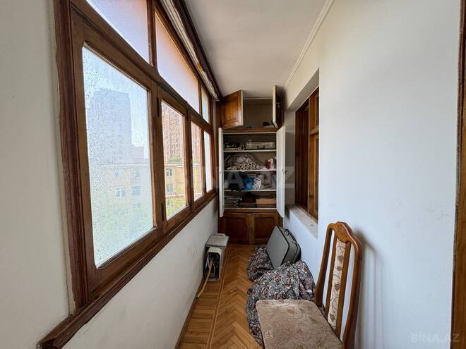 Satılır 2 otaqlı köhnə tikili 60 m², Qara Qarayev m., photo 13 from 14