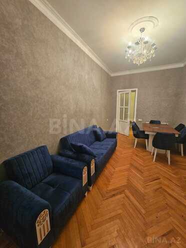 İcarəyə verilir 3 otaqlı köhnə tikili 65 m², 28 May m., photo 1 from 16