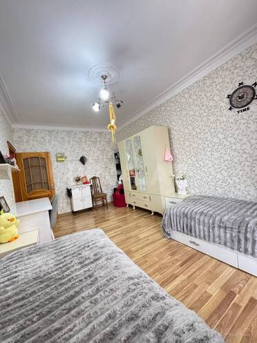 Satılır 4 otaqlı köhnə tikili 110 m², Azadlıq Prospekti m., photo 9 from 22