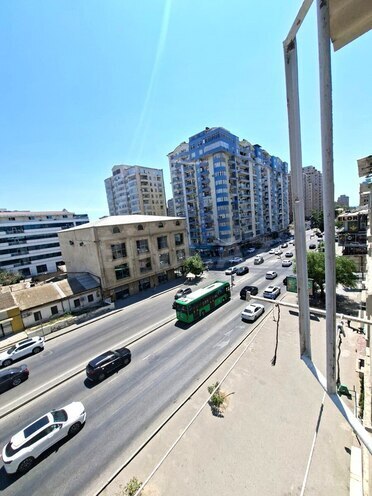 İcarəyə verilir 2 otaqlı köhnə tikili 60 m², 8 Noyabr m., photo 3 from 11