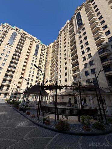 Продаётся 4-комн. новостройка 212 м², м. Низами, photo 20 from 21