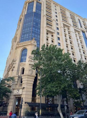 Продаётся 4-комн. новостройка 212 м², м. Низами, photo 15 from 21