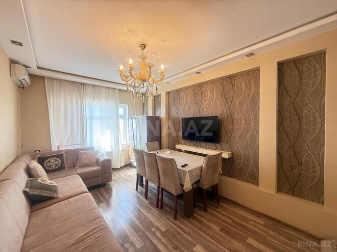 Сдаётся 3-комн. вторичка 80 м², Хатаинский р., photo 1 from 21