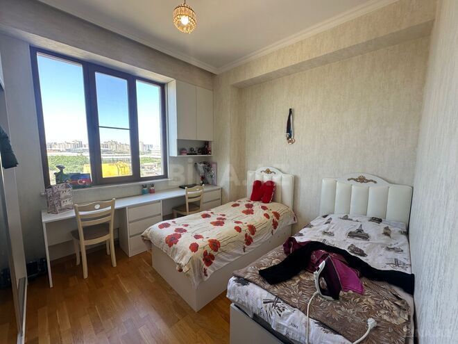 Продаётся 3-комн. новостройка 105 м², м. Кара Караев, photo 12 from 17
