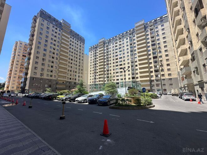 Продаётся 3-комн. новостройка 105 м², м. Кара Караев, photo 3 from 17
