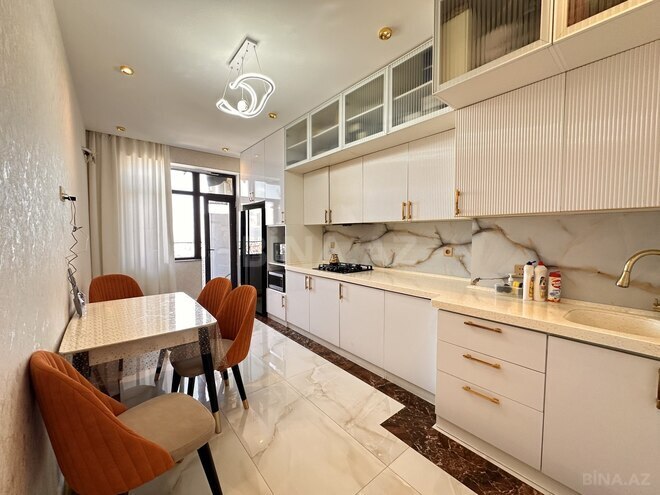 Продаётся 3-комн. новостройка 100 м², м. Иншаатчылар, photo 1 from 16
