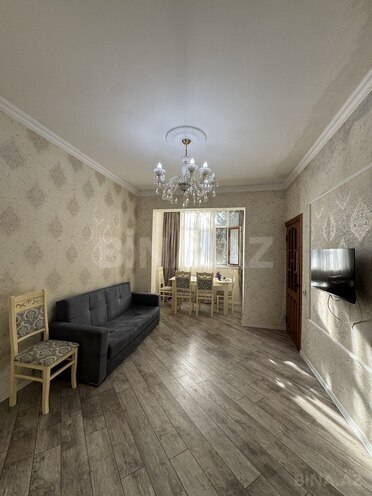 İcarəyə verilir 2 otaqlı köhnə tikili 65 m², Memar Əcəmi m., photo 1 from 16