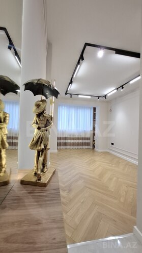 Продаётся 2-комн. вторичка 50 м², м. 8 ноября, photo 1 from 24