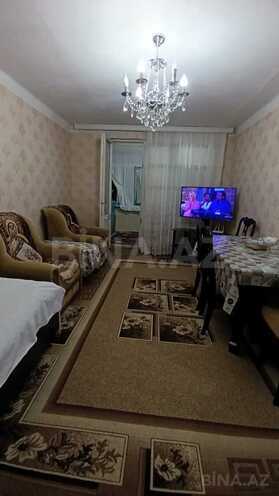 Продаётся 3-комн. вторичка 80 м², м. Нефтчиляр, photo 1 from 15