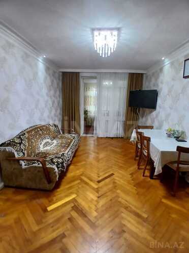 Продаётся 3-комн. вторичка 80 м², м. Нефтчиляр, photo 8 from 22
