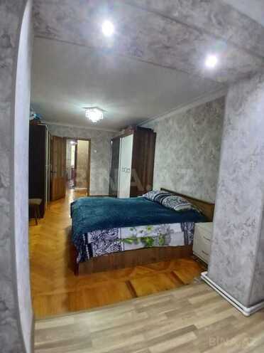 Продаётся 3-комн. вторичка 80 м², м. Нефтчиляр, photo 7 from 22
