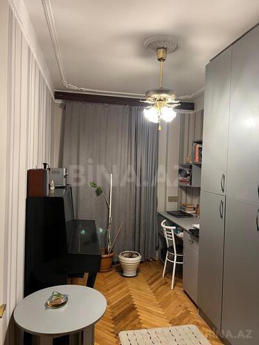 Satılır 3 otaqlı köhnə tikili 70 m², Nizami m., photo 7 from 14