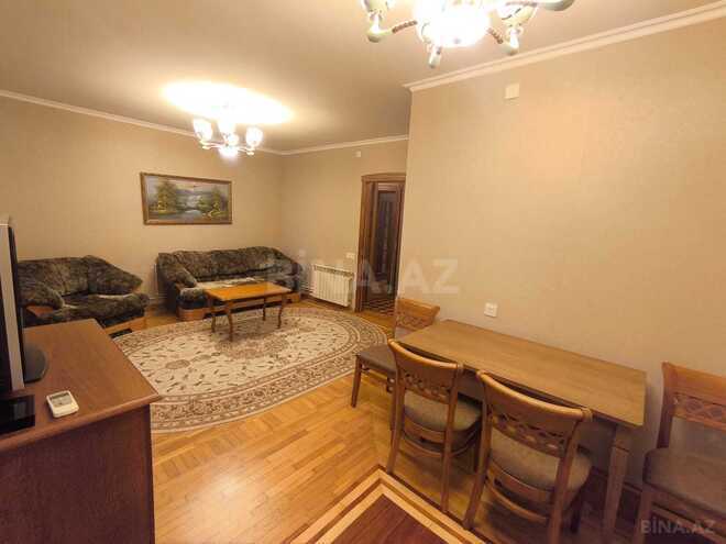 Сдаётся 2-комн. вторичка 70 м², м. 28 мая, photo 1 from 12