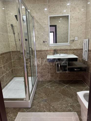 Сдаётся 3-комн. офис 160 м², м. Низами, photo 17 from 21