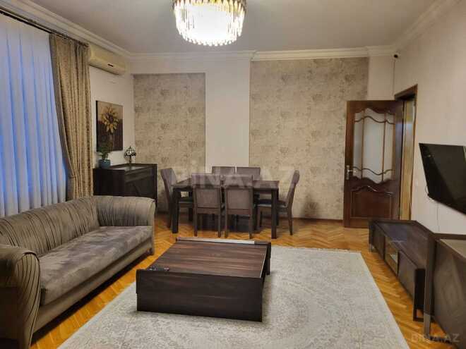 Продаётся 3-комн. новостройка 87 м², м. Низами, photo 3 from 11