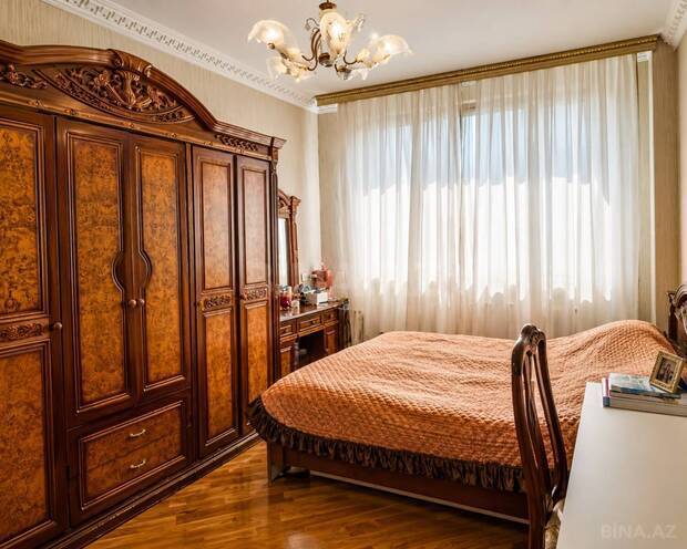 Satılır 3 otaqlı köhnə tikili 85 m², Qara Qarayev m., photo 4 from 13