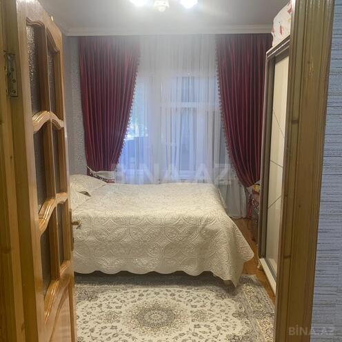 Продаётся 2-комн. вторичка 65 м², Хатаинский р., photo 7 from 12