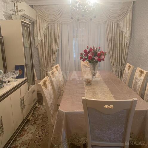 Продаётся 2-комн. вторичка 65 м², Хатаинский р., photo 4 from 12