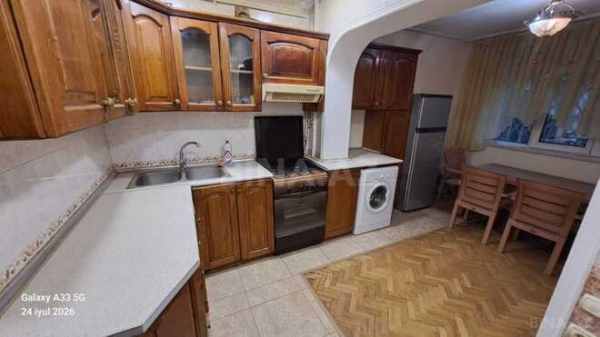İcarəyə verilir 2 otaqlı köhnə tikili 65 m², Gənclik m., photo 7 from 11