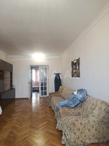 İcarəyə verilir 3 otaqlı köhnə tikili 80 m², Elmlər Akademiyası m., photo 1 from 17