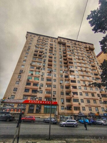Сдаётся 3-комн. новостройка 75 м², м. Ази Асланов, photo 1 from 14