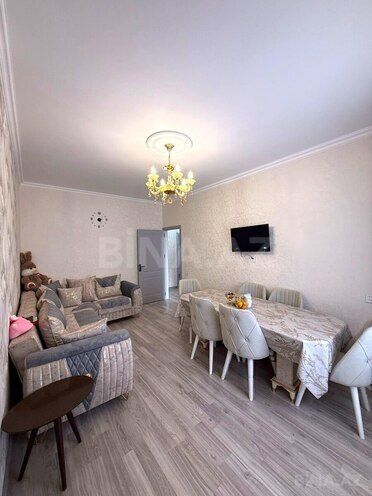 Продаётся 4-комн. вторичка 110 м², м. Иншаатчылар, photo 3 from 17