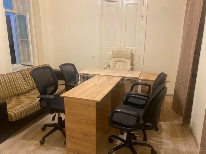 Сдаётся 2-комн. офис 60 м², м. Сахил, photo 1 from 10