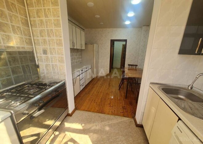 İcarəyə verilir 2 otaqlı köhnə tikili 100 m², İnşaatçılar m., photo 5 from 20