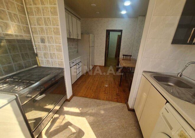 İcarəyə verilir 2 otaqlı köhnə tikili 100 m², İnşaatçılar m., photo 6 from 20