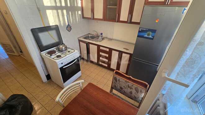 Сдаётся 3-комн. вторичка 90 м², м. Кара Караев, photo 14 from 18