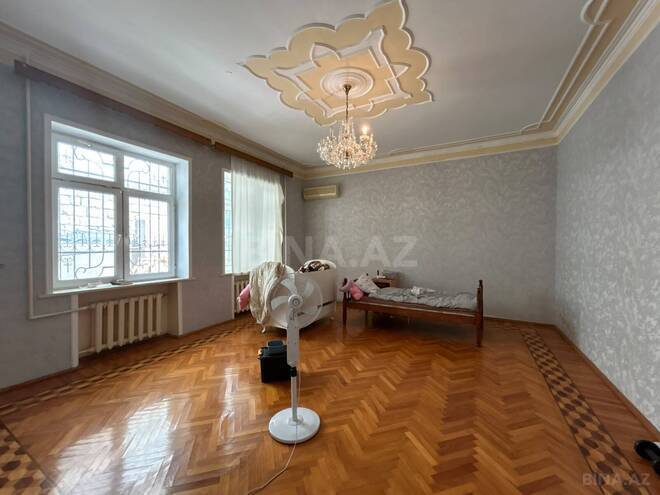 Satılır 9 otaqlı həyət evi/bağ evi 300 m², Badamdar q., photo 9 from 24