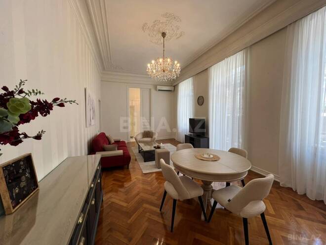 İcarəyə verilir 2 otaqlı köhnə tikili 80 m², Sahil m., photo 4 from 22