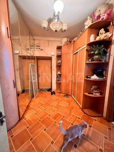 Продаётся 3-комн. новостройка 185 м², м. Элмляр Академиясы, photo 13 from 17