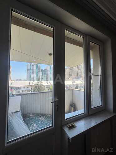 Продаётся 3-комн. вторичка 70 м², м. Иншаатчылар, photo 6 from 13