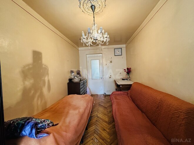 Satılır 3 otaqlı köhnə tikili 67 m², İnşaatçılar m., photo 11 from 18