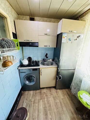 Satılır 3 otaqlı köhnə tikili 67 m², İnşaatçılar m., photo 16 from 18