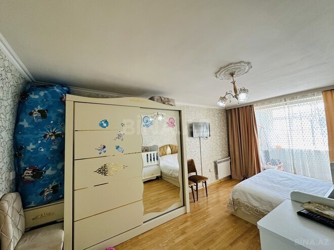 Satılır 3 otaqlı köhnə tikili 67 m², İnşaatçılar m., photo 10 from 18