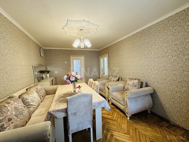 Satılır 3 otaqlı köhnə tikili 67 m², İnşaatçılar m., photo 5 from 18