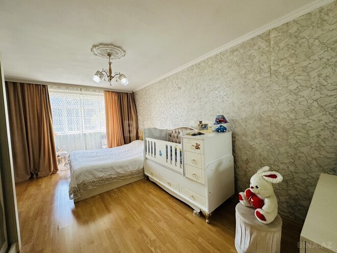 Satılır 3 otaqlı köhnə tikili 67 m², İnşaatçılar m., photo 9 from 18