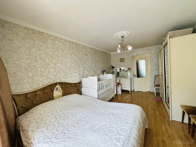Satılır 3 otaqlı köhnə tikili 67 m², İnşaatçılar m., photo 7 from 18