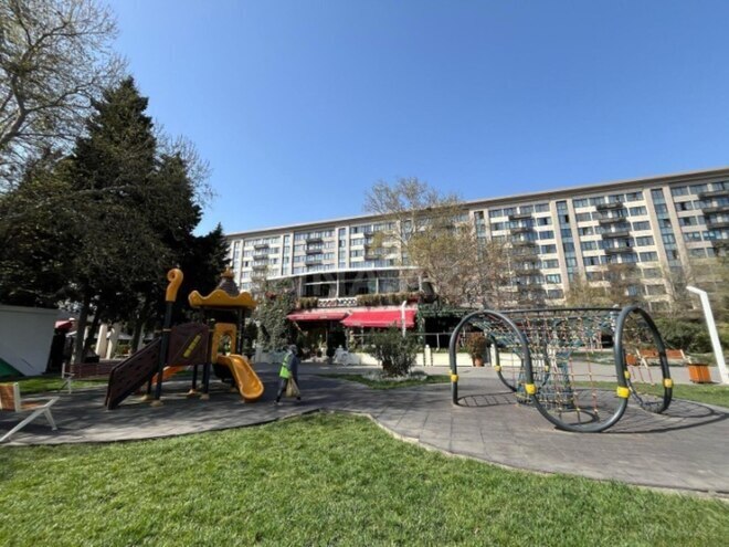 Satılır 3 otaqlı köhnə tikili 80 m², Gənclik m., photo 1 from 17
